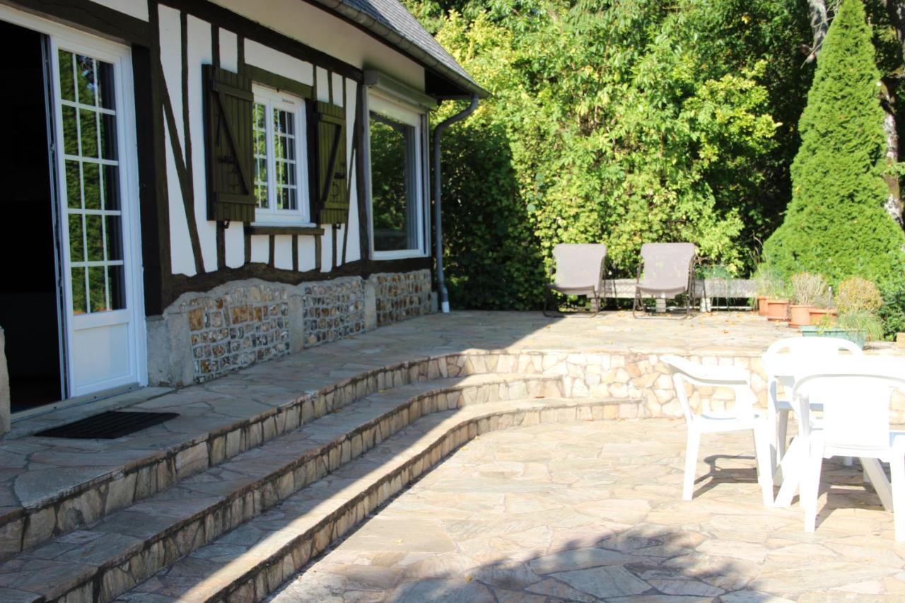 Pre Le Duc Villa Broglie Exterior photo